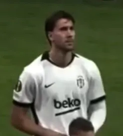 Dušan Vlahović