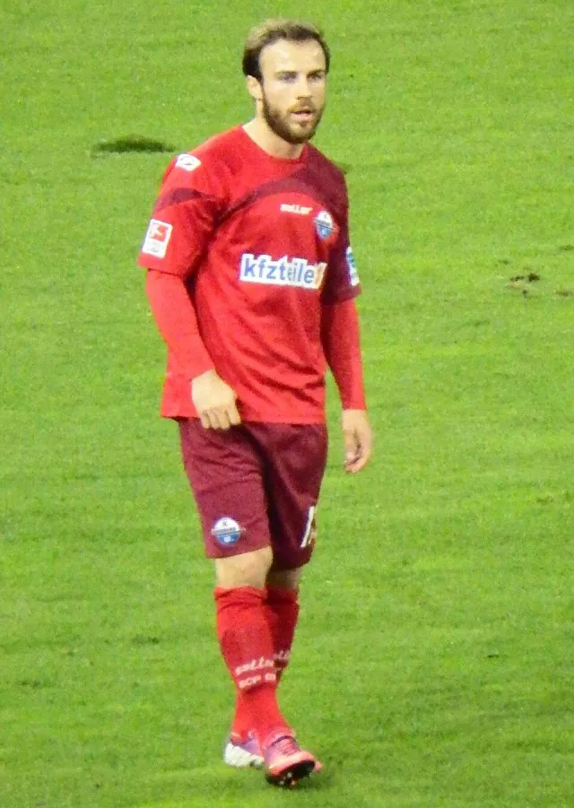 Alban Meha portresi