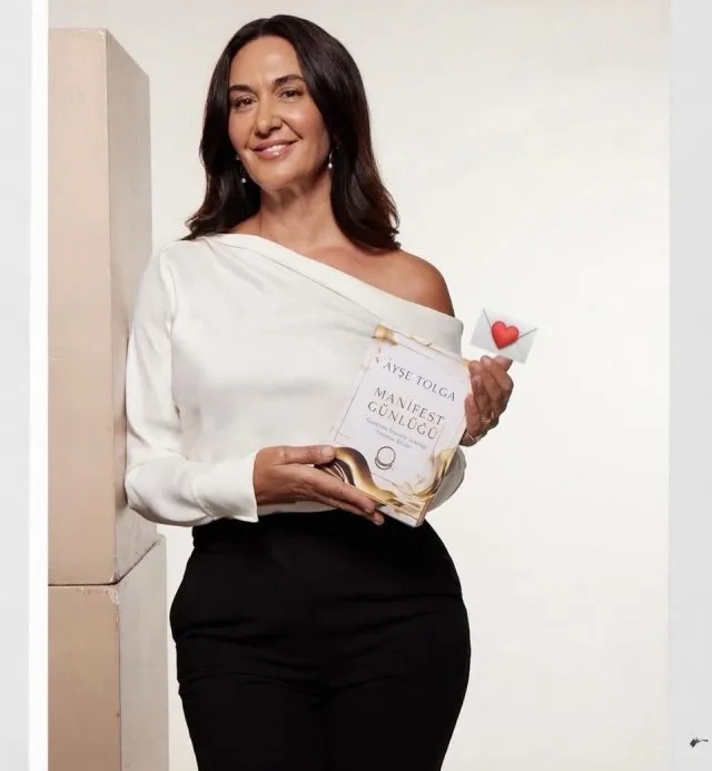Ayşe Tolga portresi