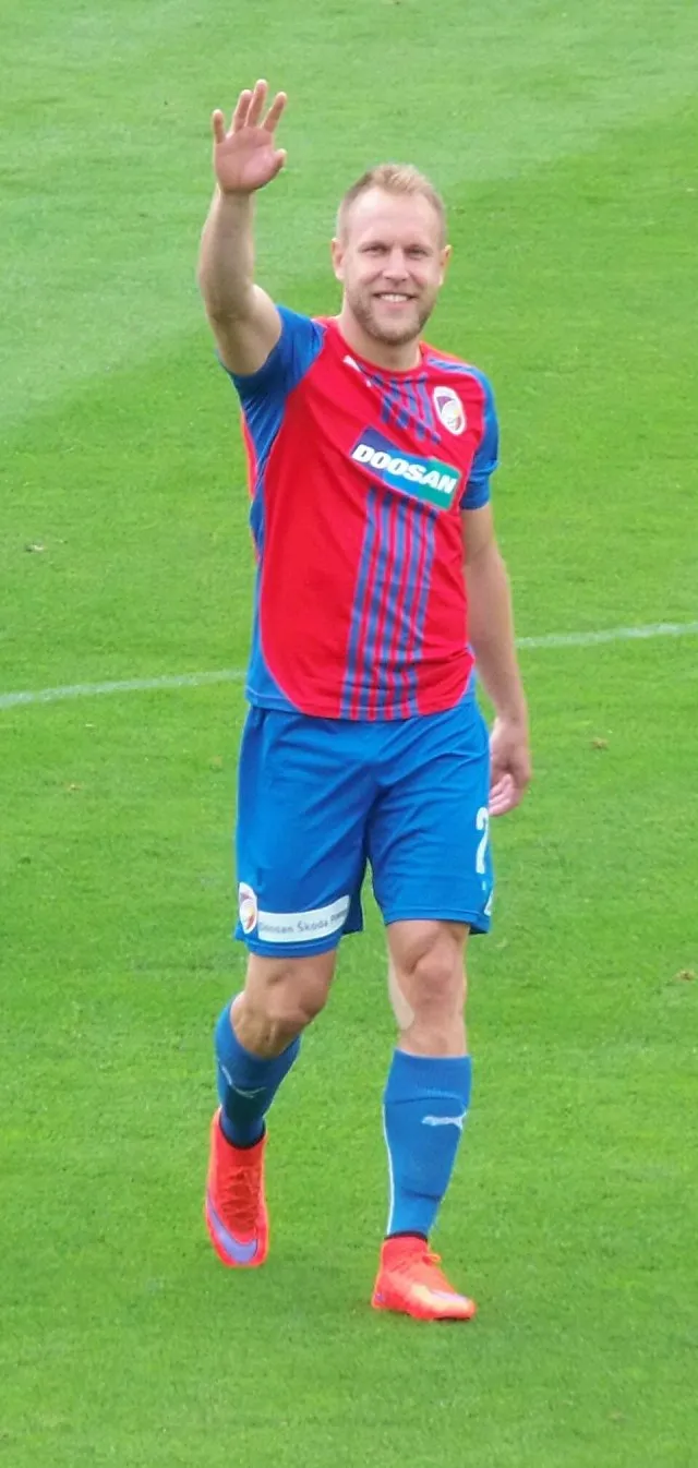 Daniel Kolář portresi