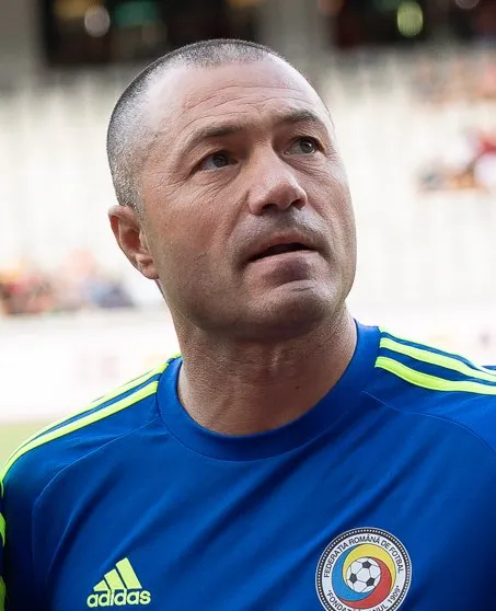 Adrian Ilie portresi