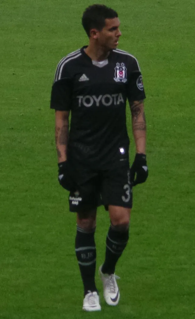 Ramon Motta portresi