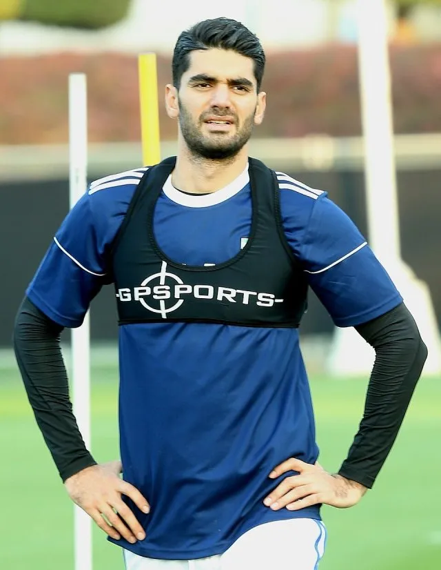 Ali Kerimi (1994 doğumlu futbolcu) portresi