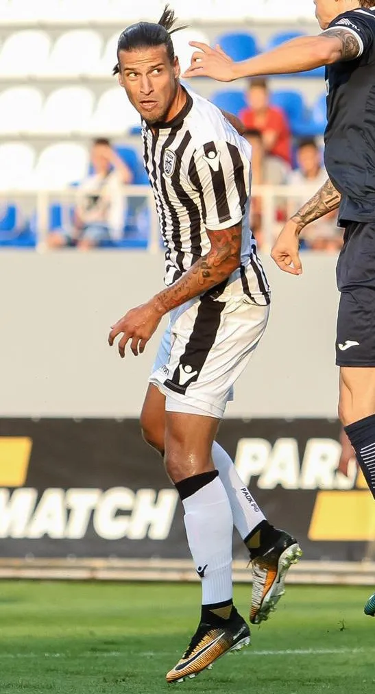 Aleksandar Prijović portresi