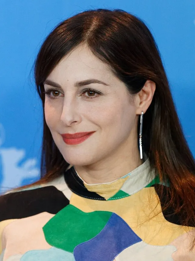 Amira Casar portresi