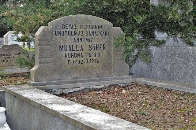 Mualla Sürer portresi