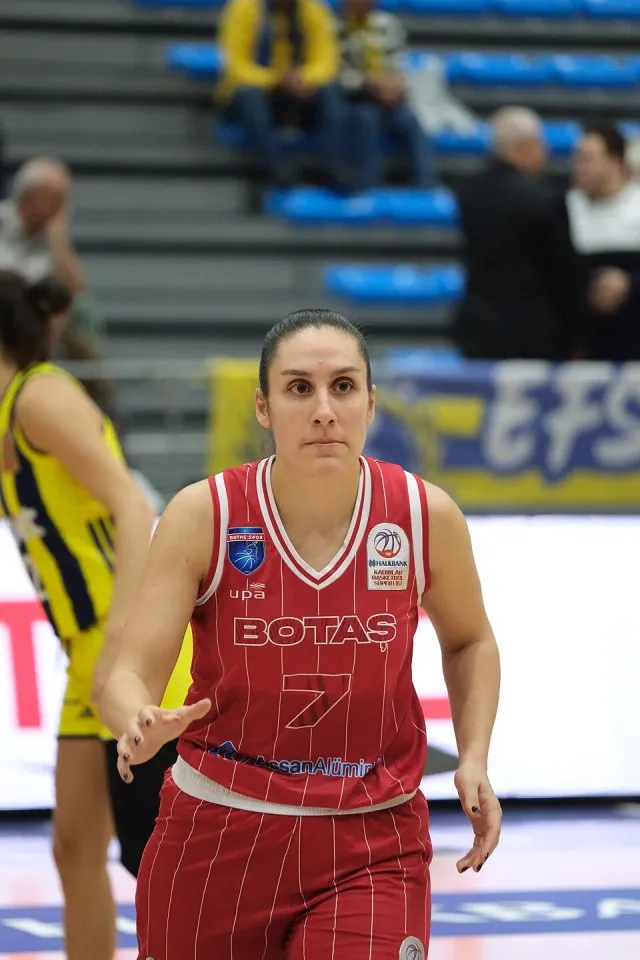 Ayşegül Günay Aladağ portresi
