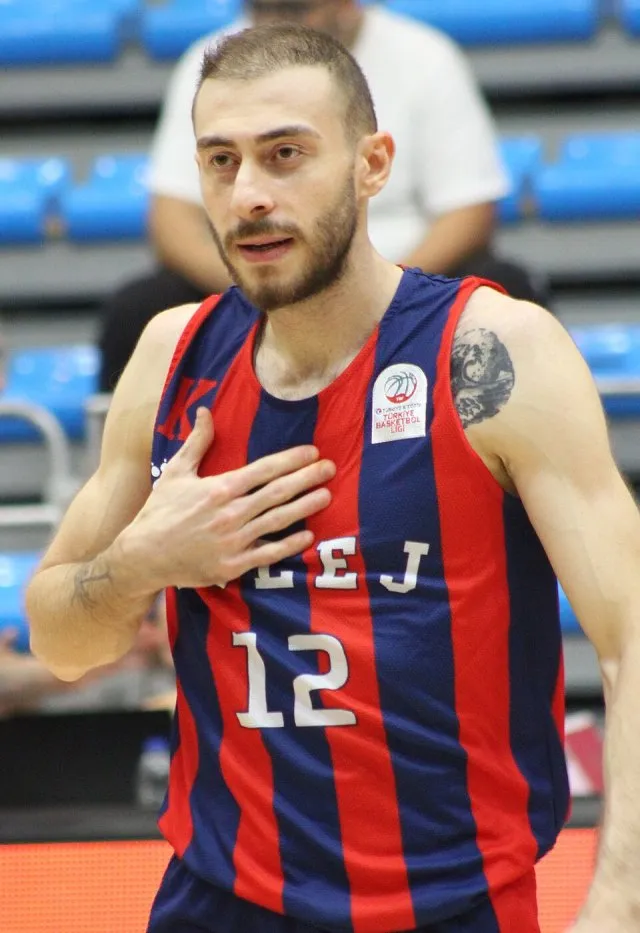 Mustafa Baştürk portresi
