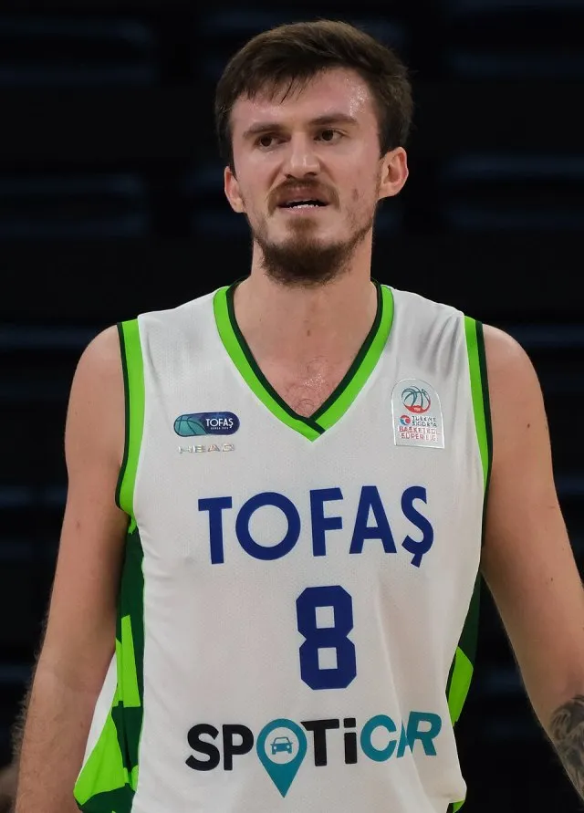 Tolga Geçim portresi
