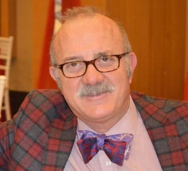 Munis Dündar portresi