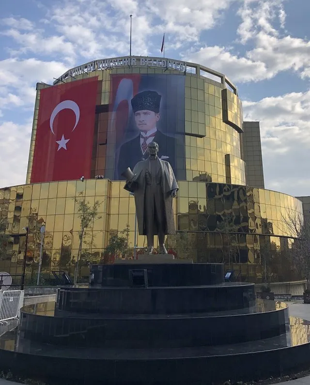 Aydın Büyükşehir Belediyesi portresi