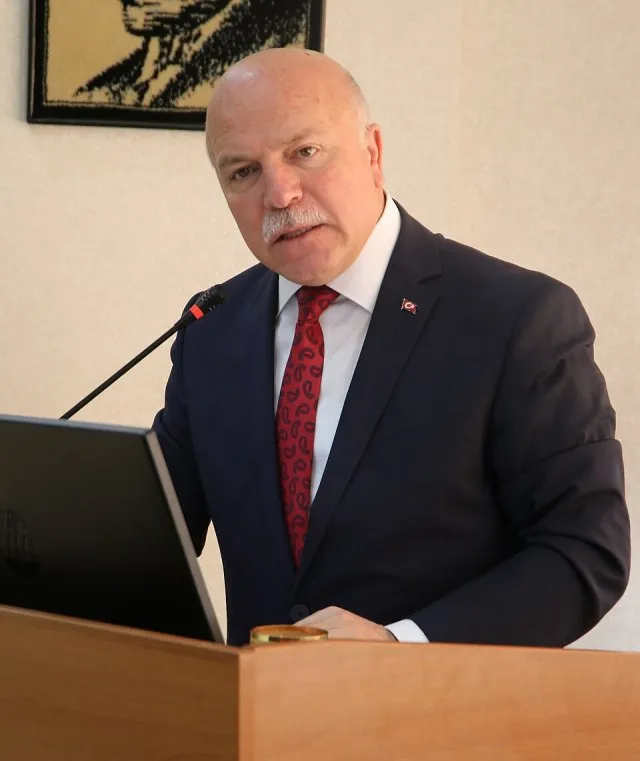 Mehmet Sekmen portresi