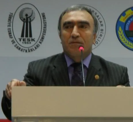 Oktay Öztürk portresi