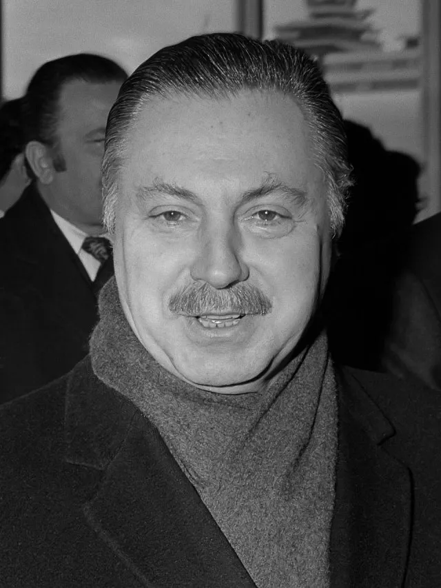 Ümit Haluk Bayülken portresi