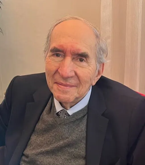 Altan Öymen portresi