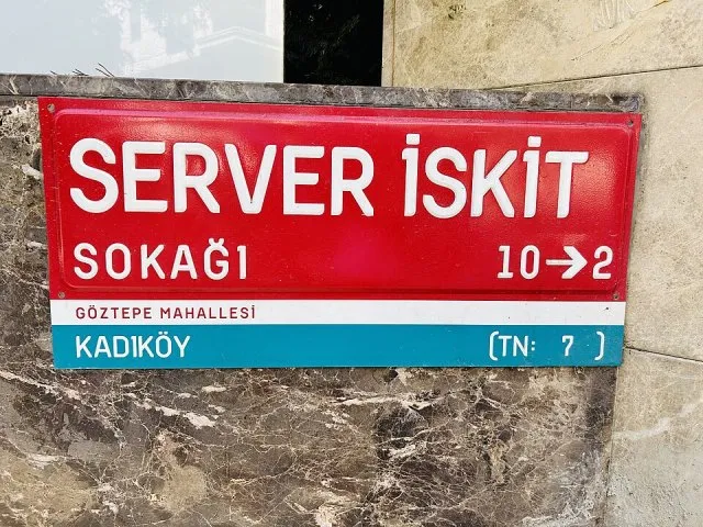 Server Rifat İskit portresi