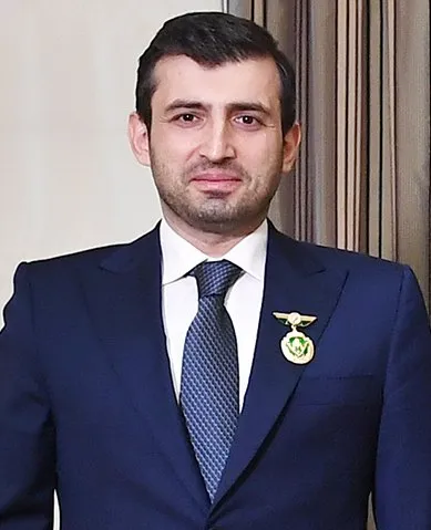 Selçuk Bayraktar portresi