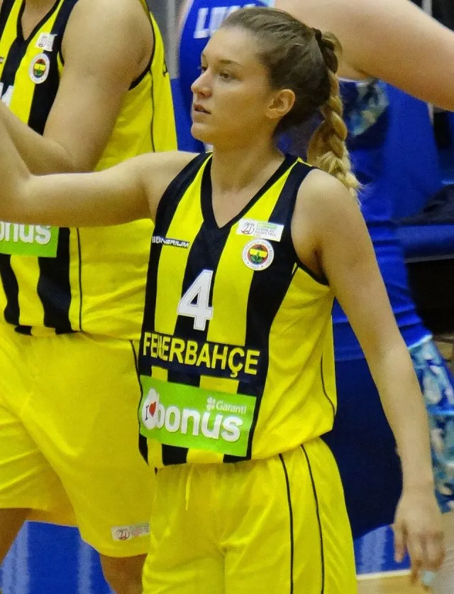Melisa Korkmaz portresi