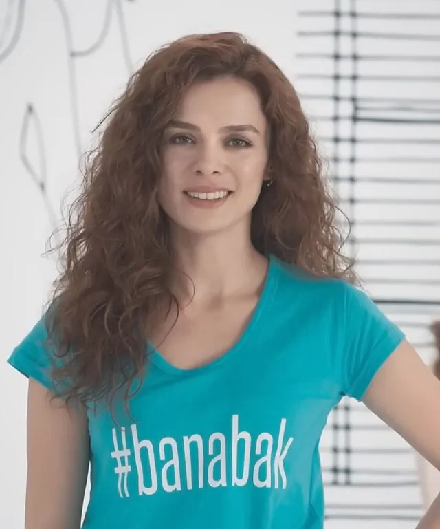 Özge Özpirinçci portresi