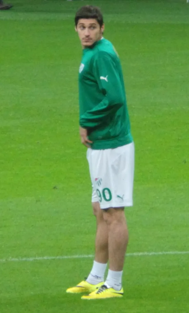 Batuhan Altıntaş (futbolcu)