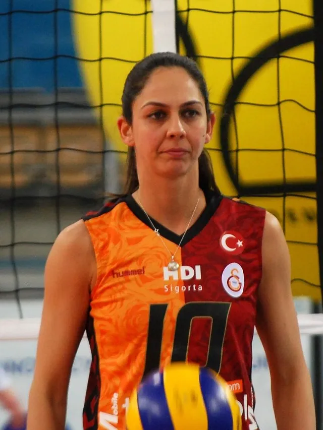 Güldeniz Önal portresi