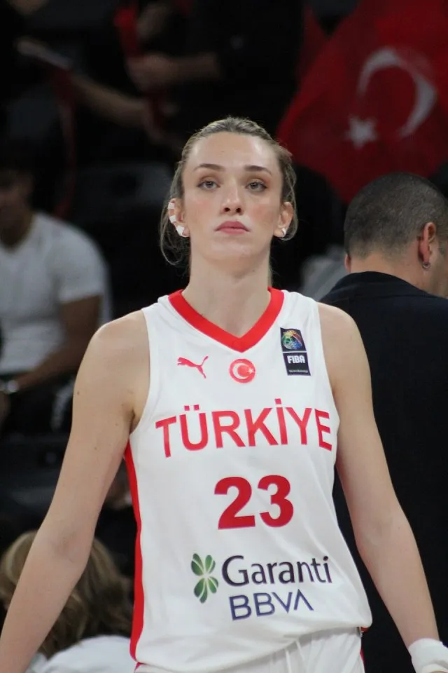 Meltem Yıldızhan portresi