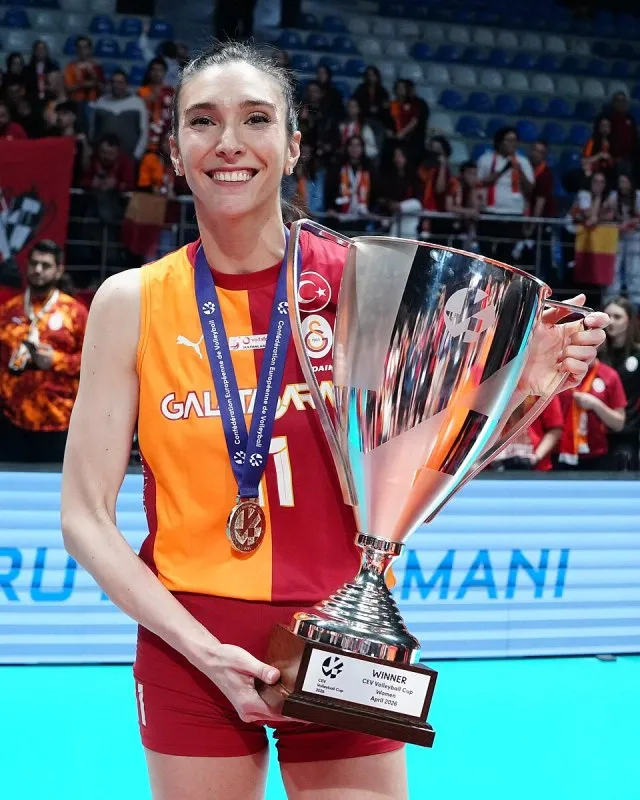 Naz Aydemir Akyol portresi