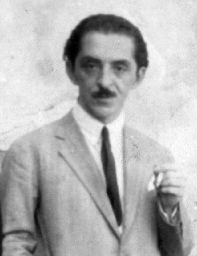 Ali Dino portresi