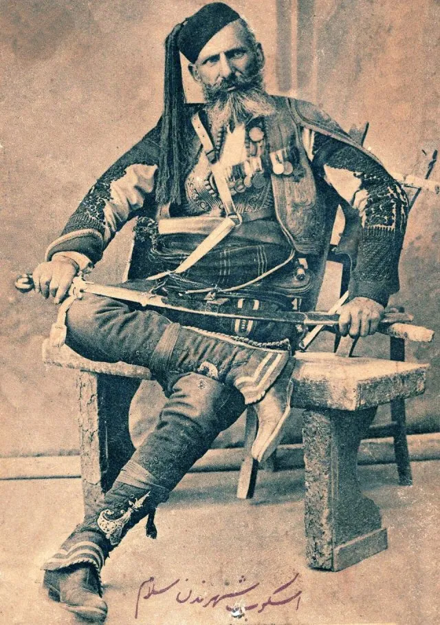 Micko Krstić portresi