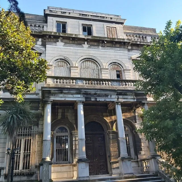 İstanbul Kadıköy Lisesi portresi