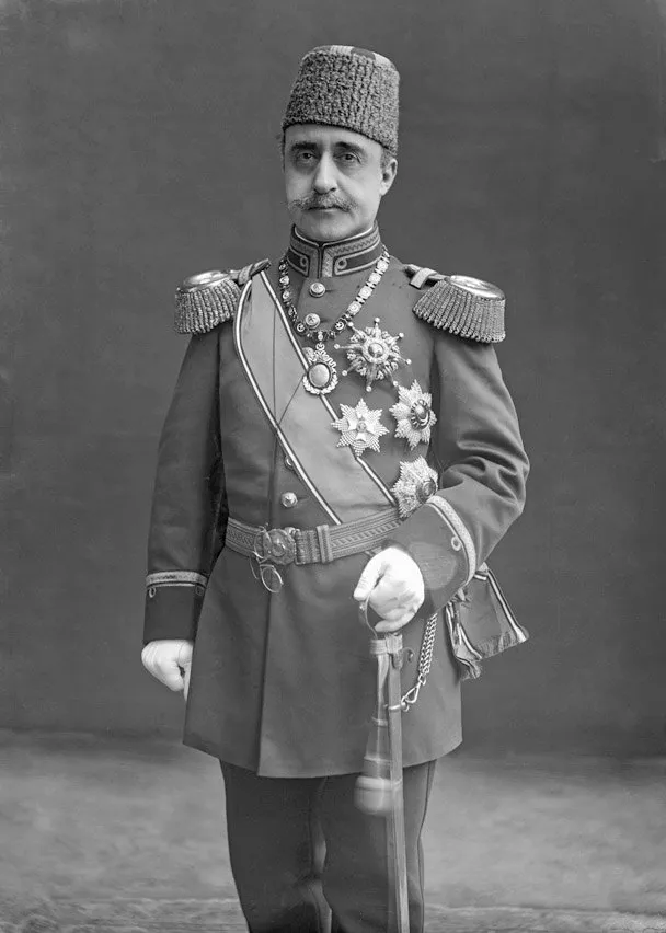 Yusuf İzzeddin Efendi portresi