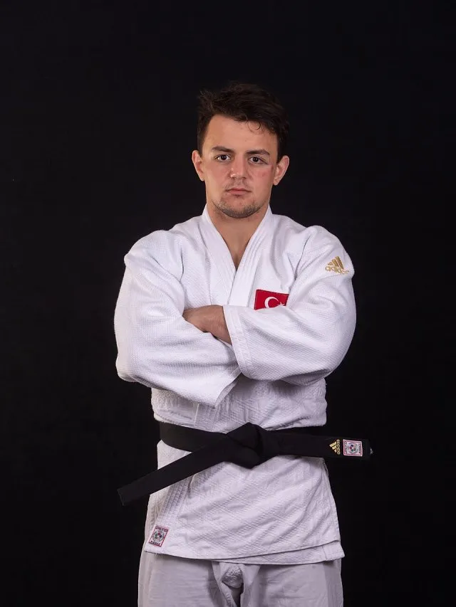 Ömer Aydın portresi