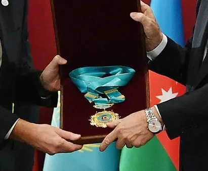 Türk Dünyası Ali Nişanı portresi