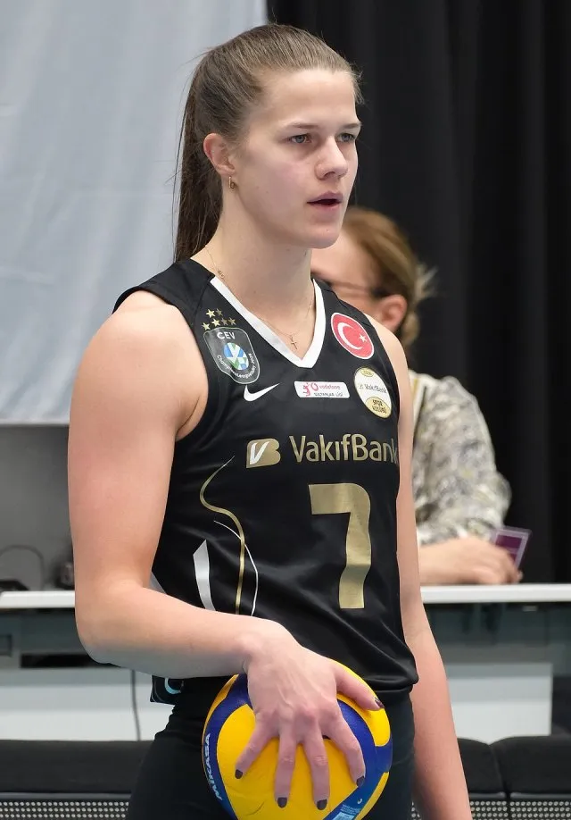 Kiera Van Ryk portresi