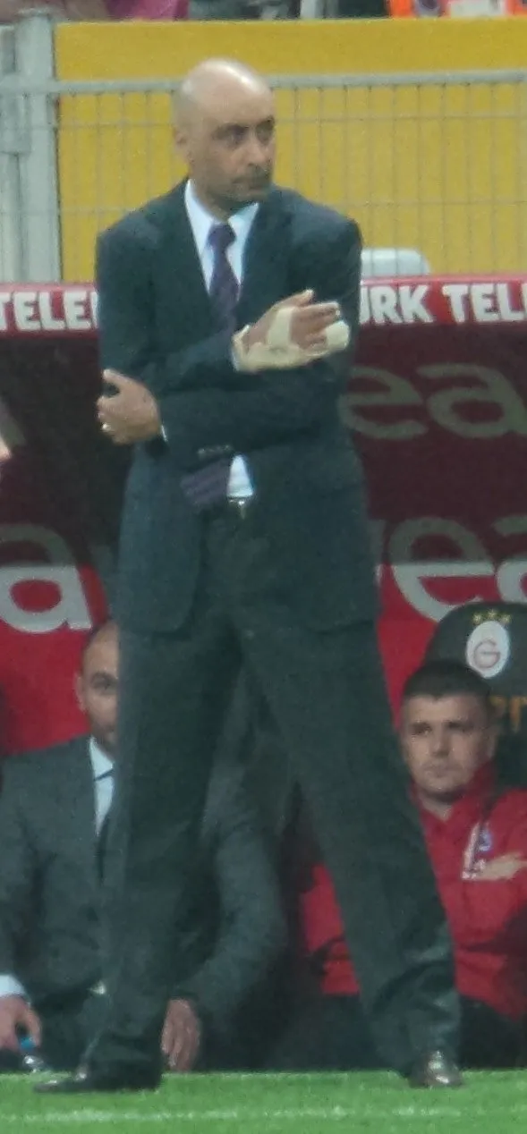 Tolunay Kafkas portresi