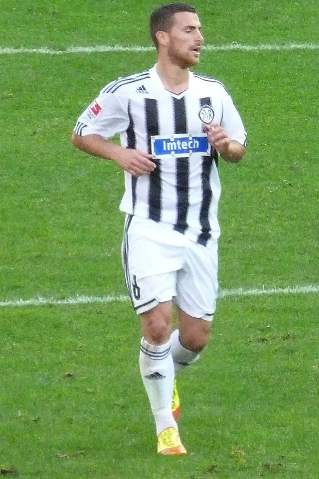 Selim Aydemir portresi