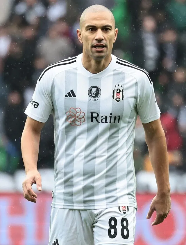 Gökhan İnler portresi