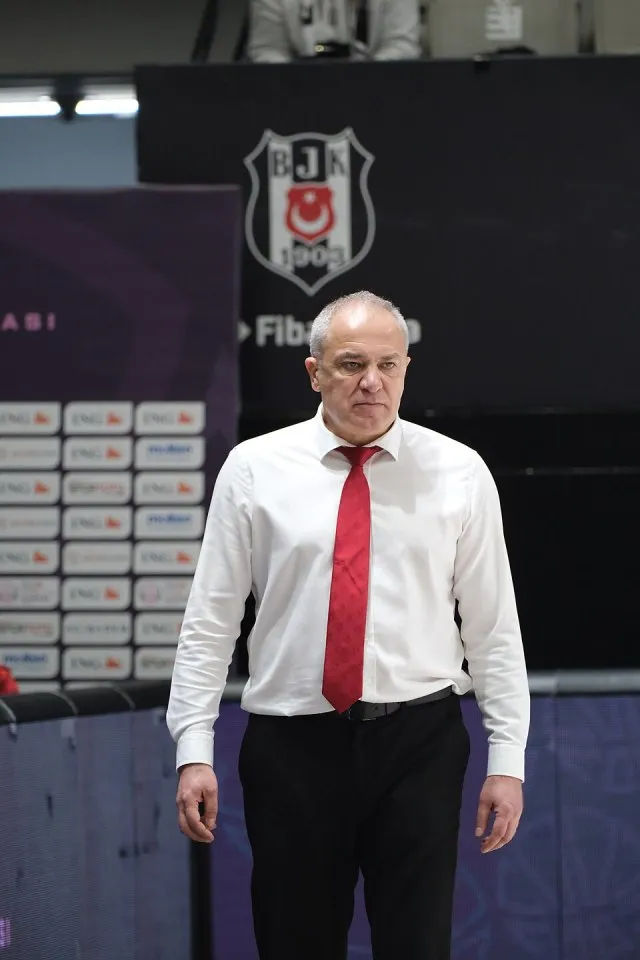 Ekrem Memnun portresi