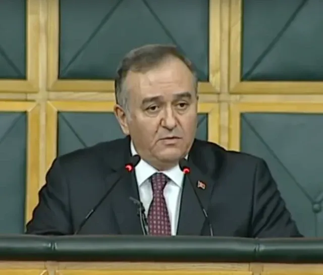 Erkan Akçay portresi