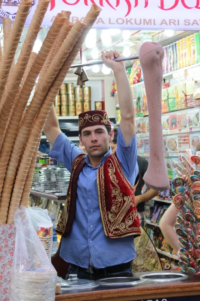 Maraş dövme dondurması portresi