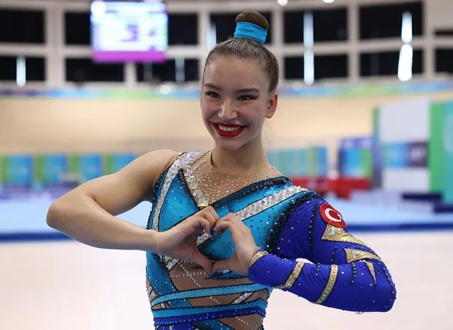 Ayşe Begüm Onbaşı portresi