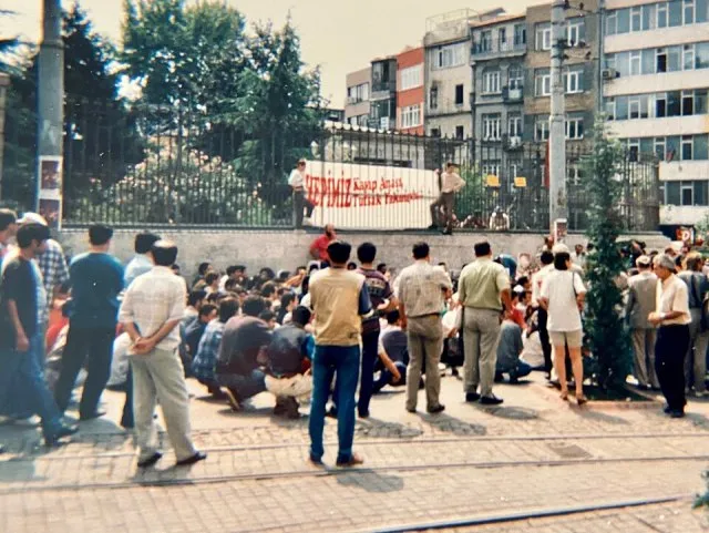 Cumartesi Anneleri portresi