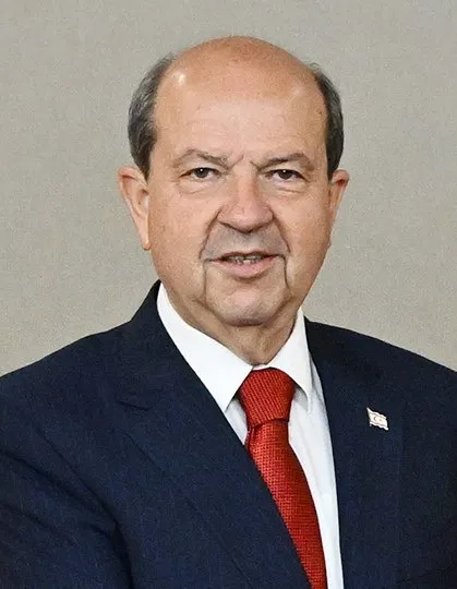 Ersin Tatar portresi