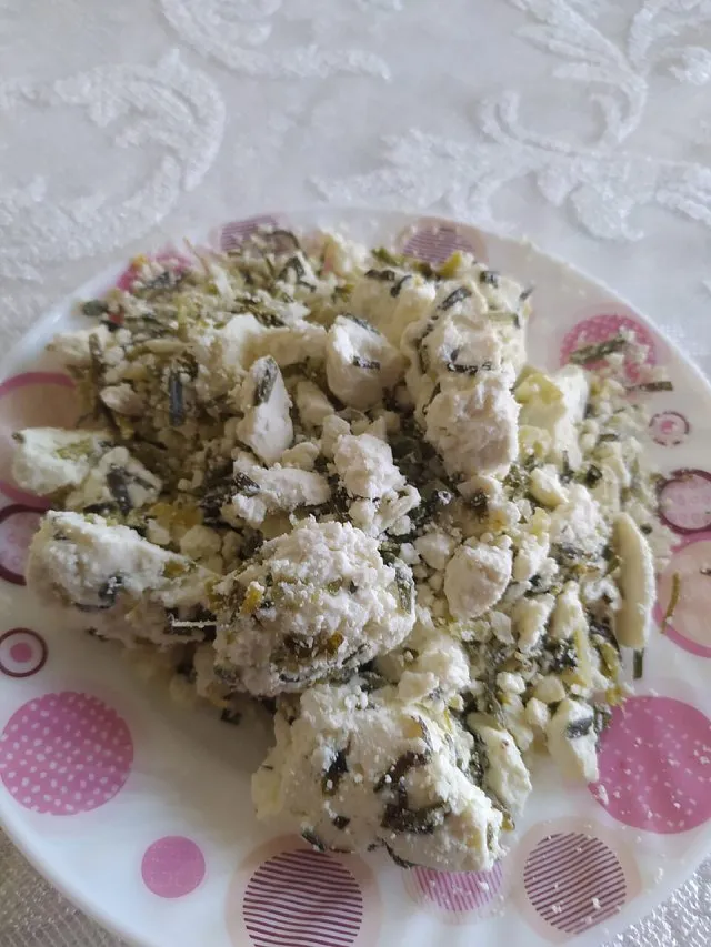 Van otlu peyniri portresi
