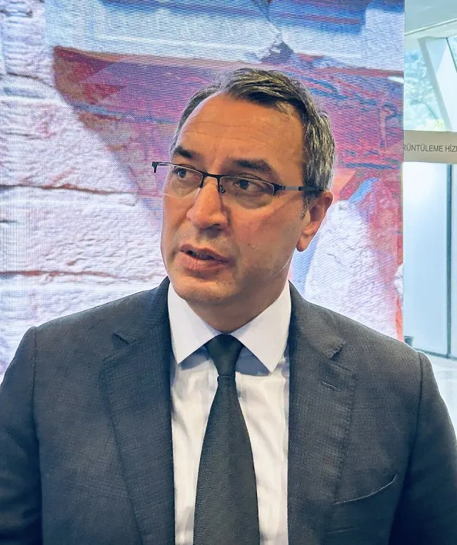 Mahir Polat (kültür tarihçisi) portresi