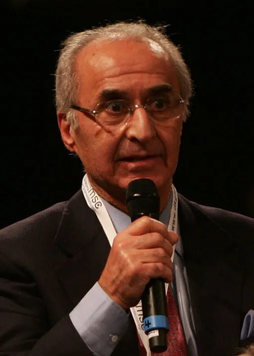 Hikmet Çetin portresi