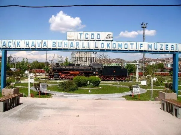 TCDD Açık Hava Buharlı Lokomotif Müzesi portresi