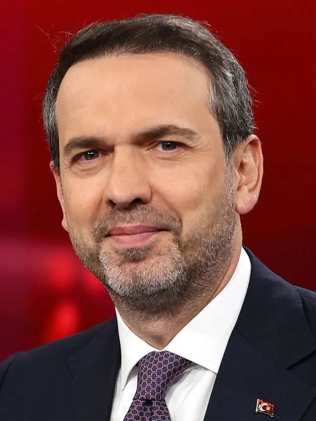 Alparslan Bayraktar portresi