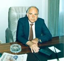 Dimitris Kiçikis portresi