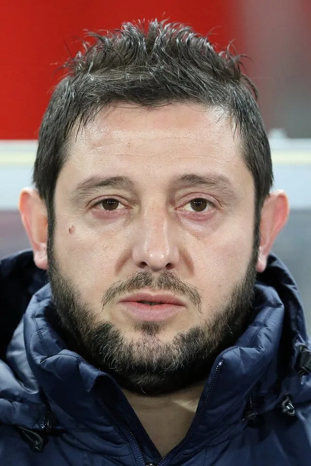 Nihat Kahveci portresi